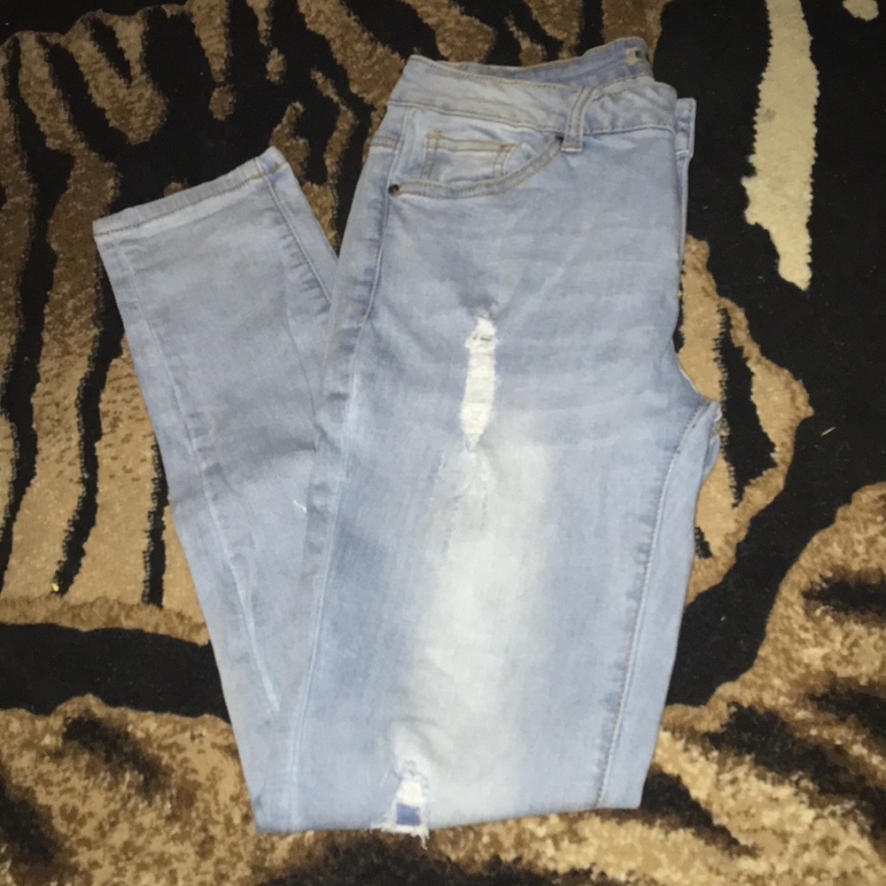 Jeans - Picture 2 of 3